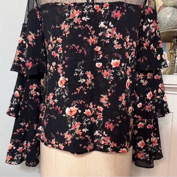 White House Black Market Floral Blouse w/ Mesh Shoulders & Tiered Sleeves Small - Picture 10 of 12